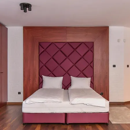 R34 Boutique Boyana Apartment