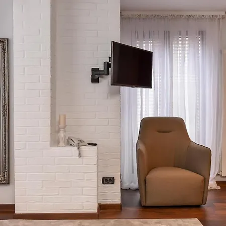 R34 Boutique Boyana Apartment