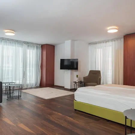 Apartment R34 Boutique Boyana